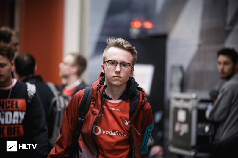 武汉eStarPro人员变动公告：打野选手Ziyuan正式加入